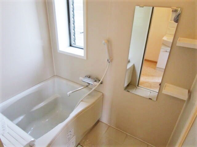 エレガント 風呂画像