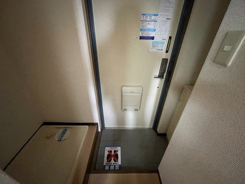 ラピスリーオ 玄関