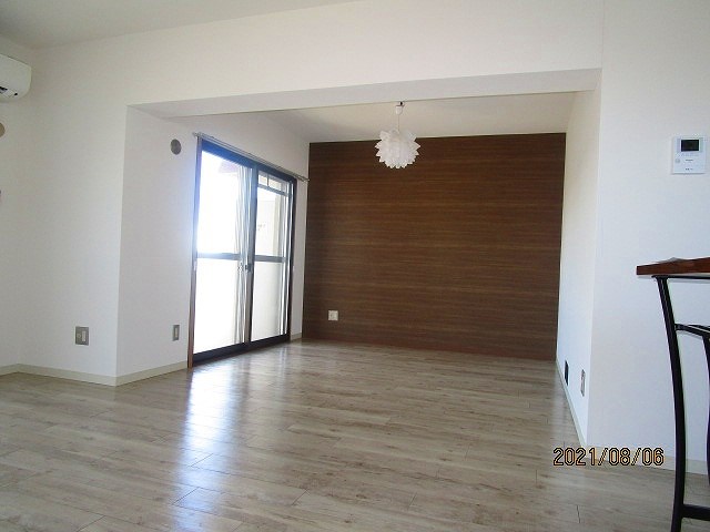 スカイシャトウ城山Ⅰ リビング