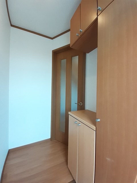 テラスハウスブルースカイ 玄関