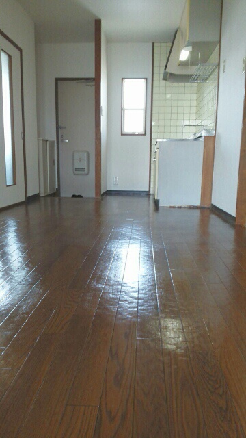 ハイツそよかぜ リビング