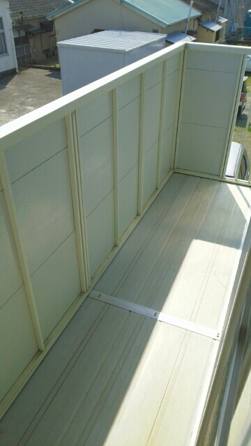 ハイツそよかぜ ベランダ