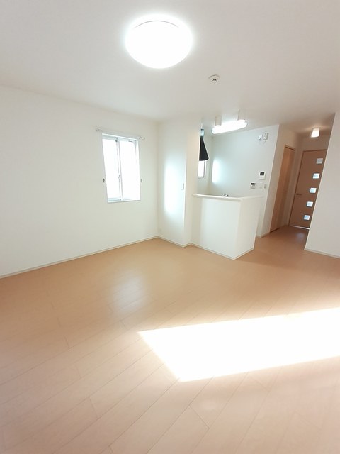 ニューメゾン　アルファー リビング