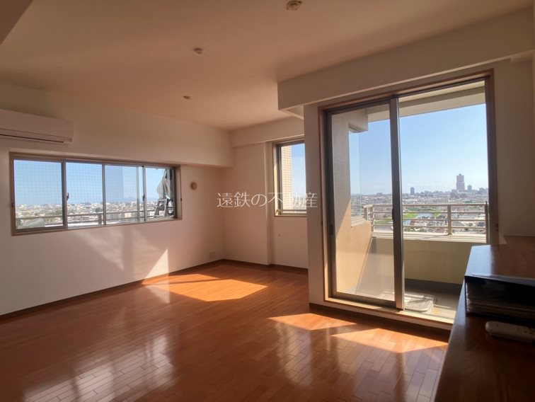 ブライトタウン上島(1305) リビング