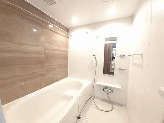 ワイ・グランディールⅠ 風呂画像