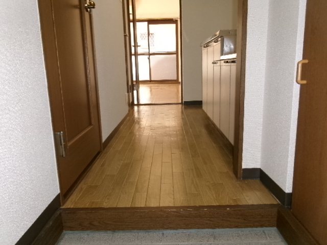 カウベルⅤ 玄関