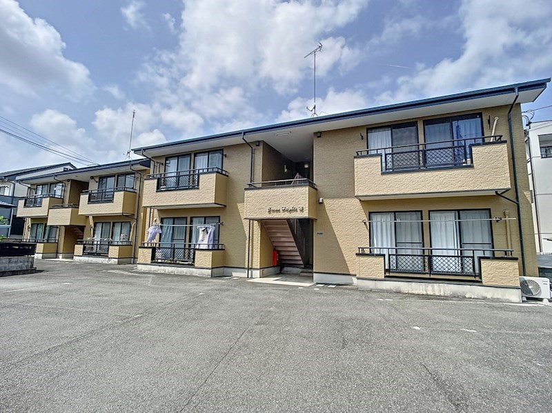 クラウンハイツN 202号室 外観