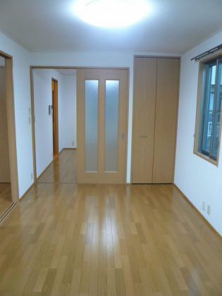 K.K ベッドルーム