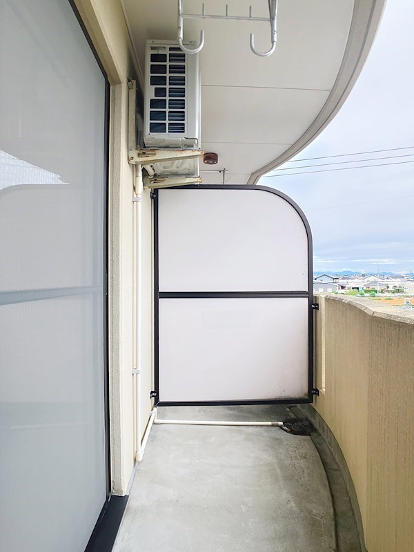 ラ･ソーティム･ドゥ･プリムベル ベランダ