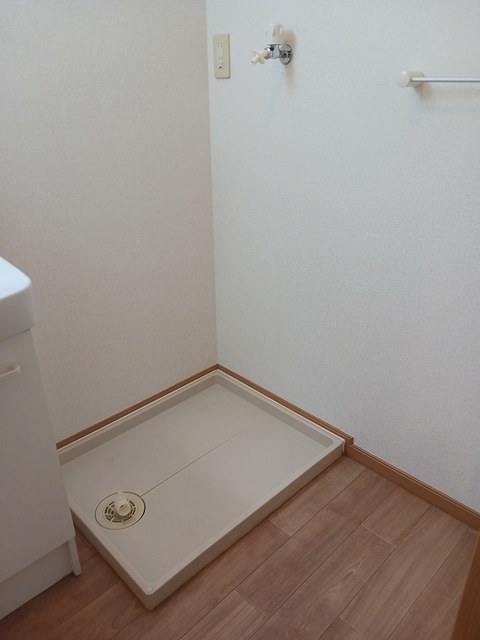 イーストワン その他1