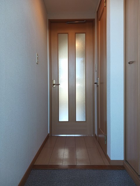 イーストワン 玄関