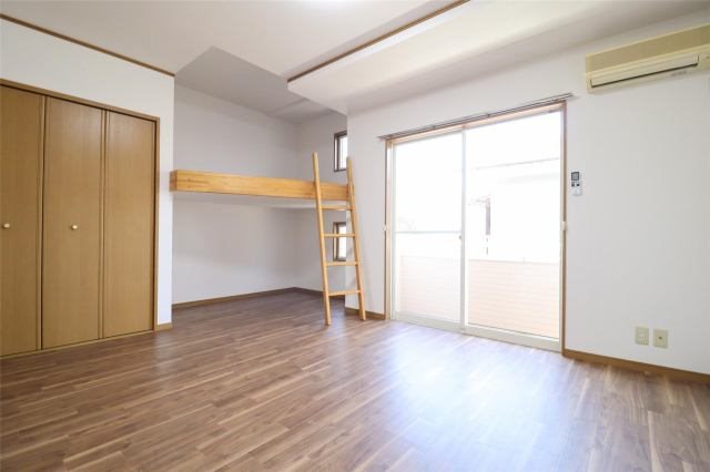 ドミールM リビング