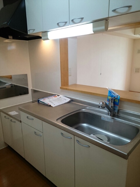 ＣＡＳＡ・ＦＥＬＩＣＥ　Ｄ キッチン