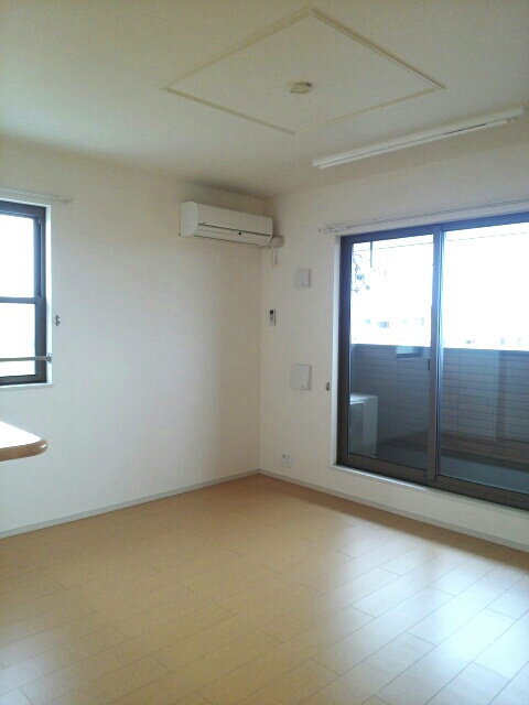 メゾン　ド　松 リビング