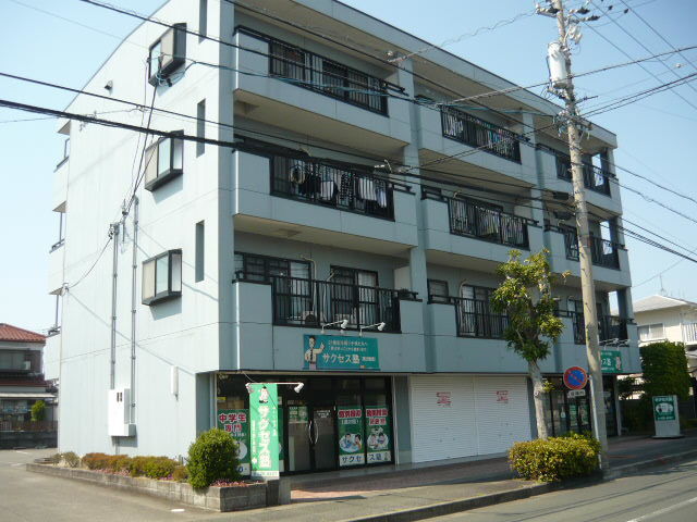 ニューエミネンス 301号室 外観