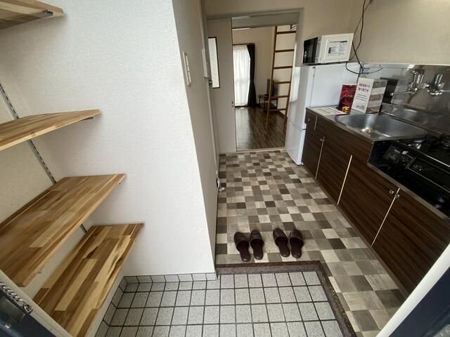 コナビック西塚Ⅱ 玄関