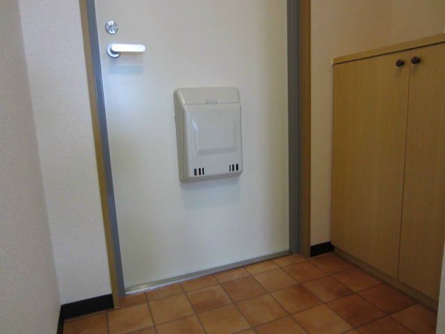 アルテッツア紺屋町 玄関