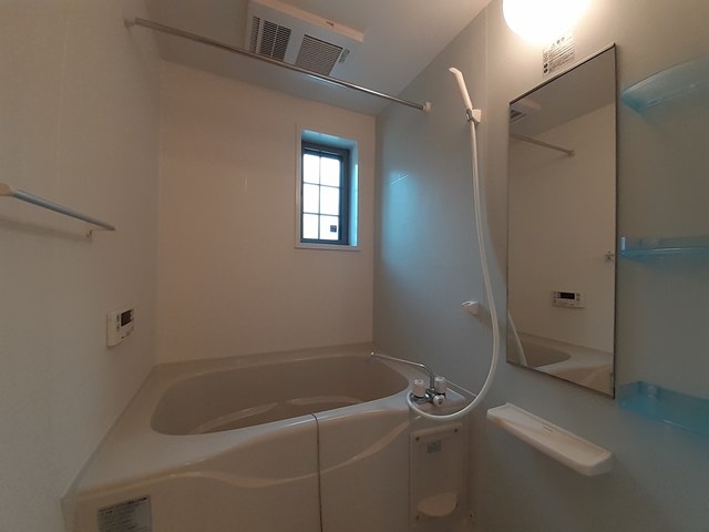 ＬＯＶＥＬＹ 風呂画像