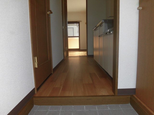 ロワトレーヌ 玄関