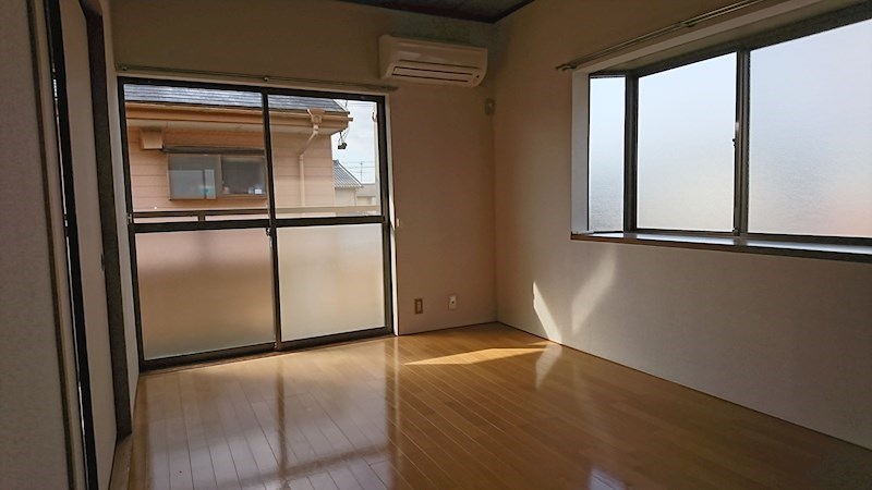 レ・アール小池 リビング