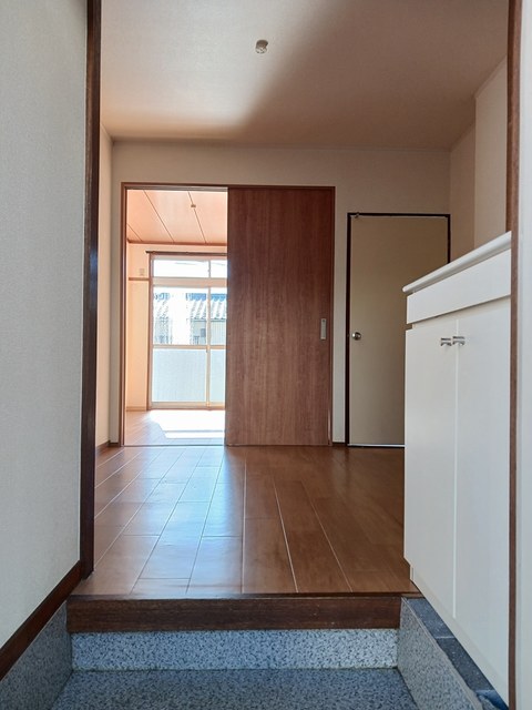 エルディムおおすみＡ 玄関