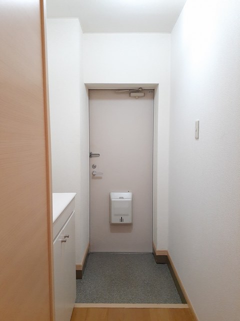 メゾンド・グランヒルズ 玄関