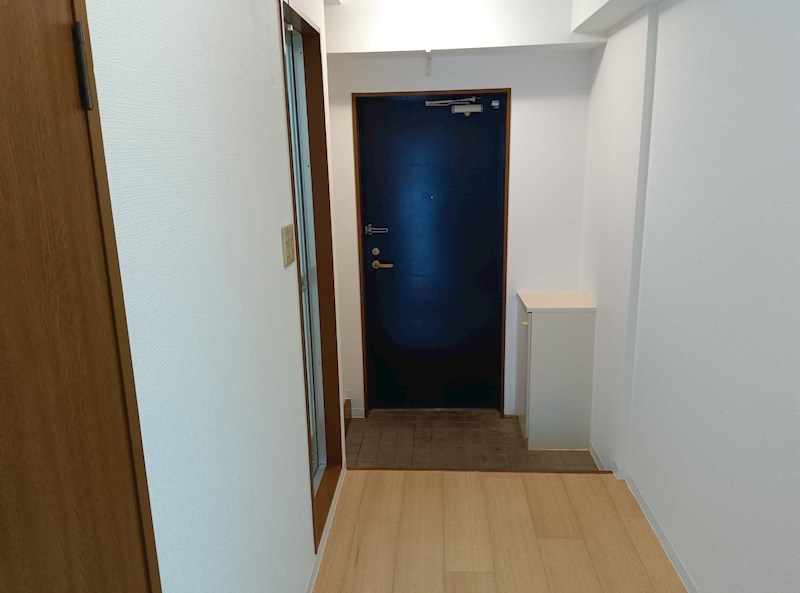 アルファビル 玄関