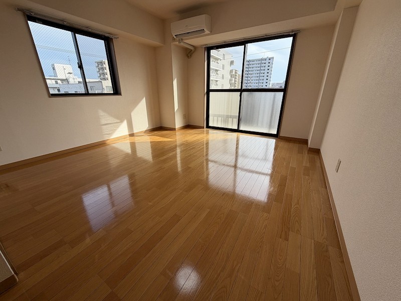 アベニュー山下 リビング