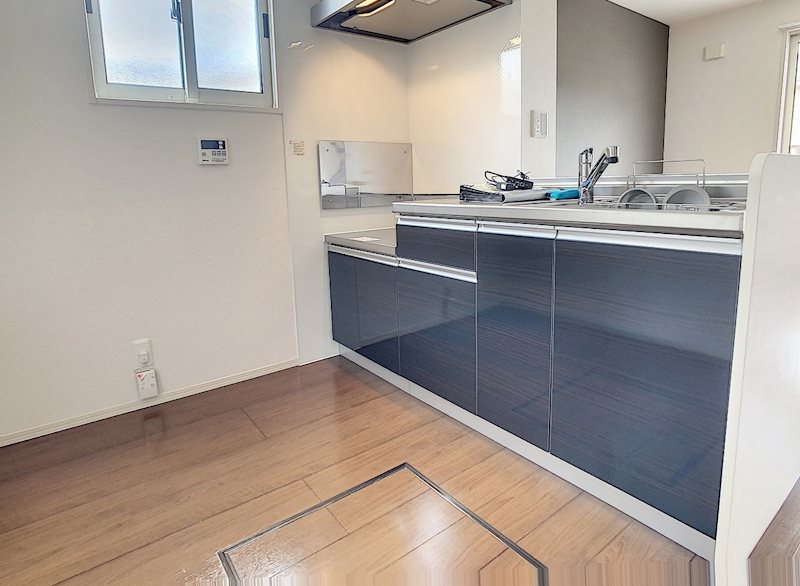メゾンプレーヌ天竜川B キッチン