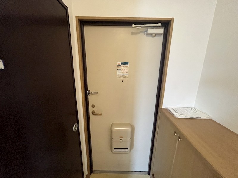 アベニュー山下 玄関