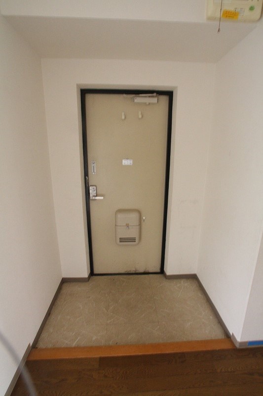 メゾン・プレメール 玄関