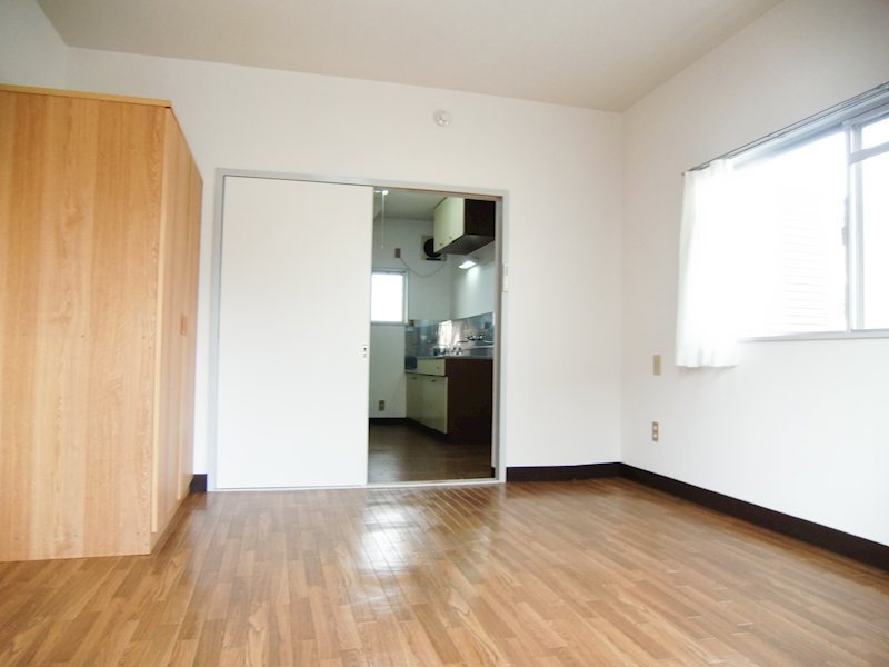 サンメイト可美 リビング