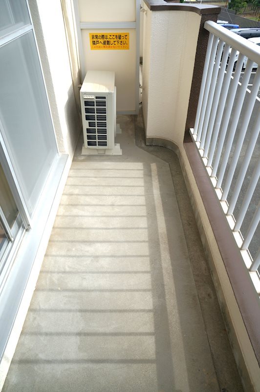 サンメイト可美 ベランダ