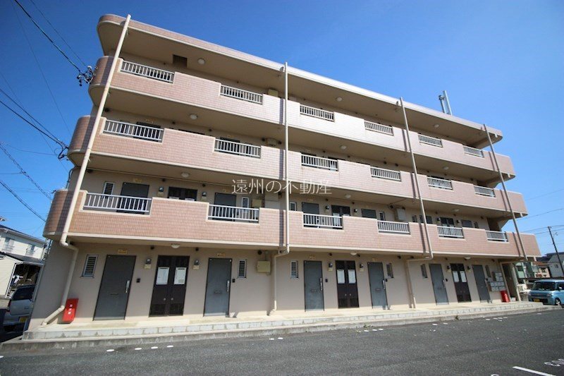 エステートビレッジ 402号室 外観