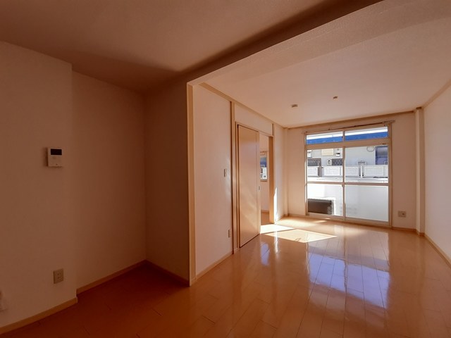 スマイルジョイ リビング