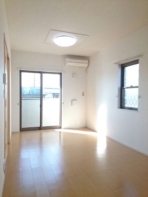 ニコＡ リビング