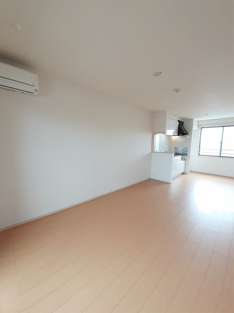 サリナス リビング