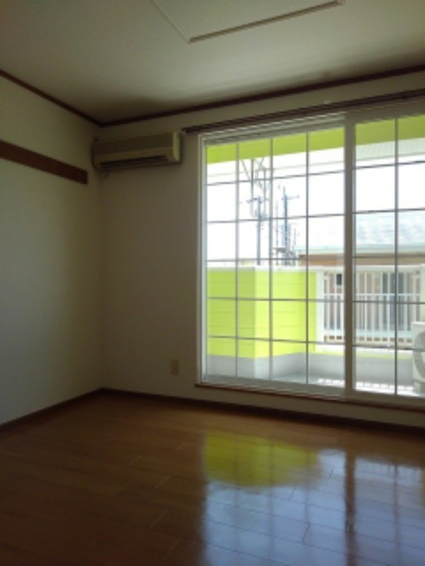 ハイツ原Ｃ リビング