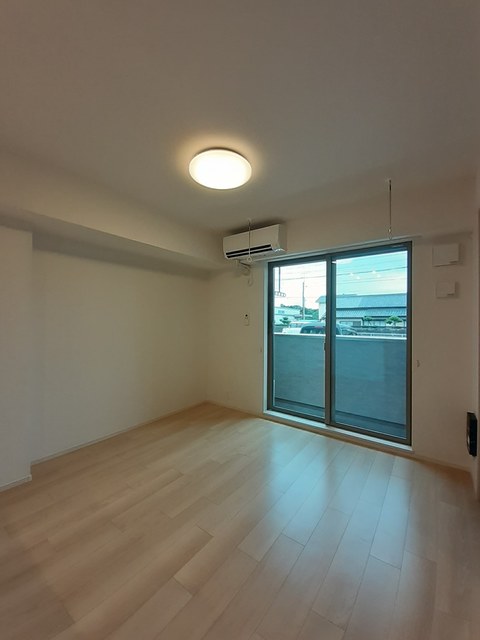 アヴェニール リビング