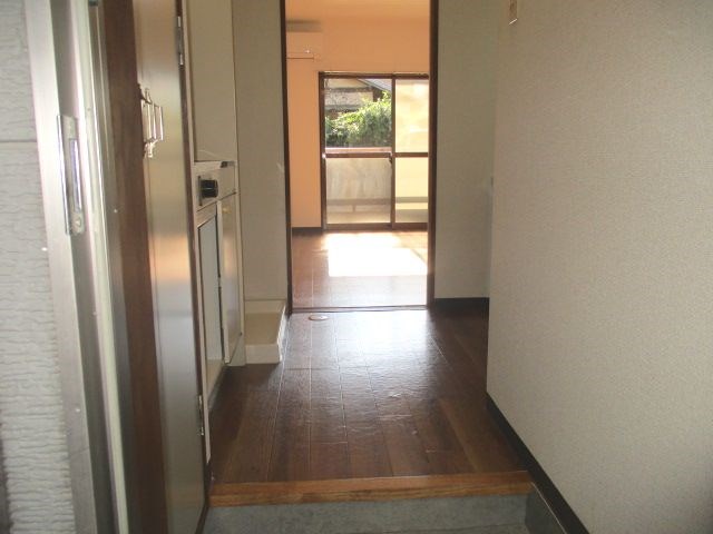 GLORY AOI（グローリーアオイ） 玄関