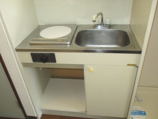 GLORY AOI（グローリーアオイ） キッチン