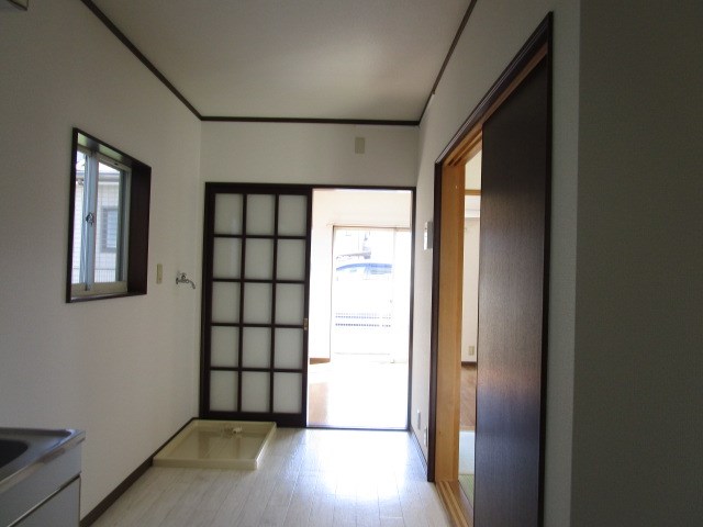 ブルージュ中村 玄関