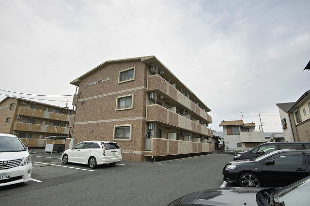 サザンタウンⅡ 205号室 外観