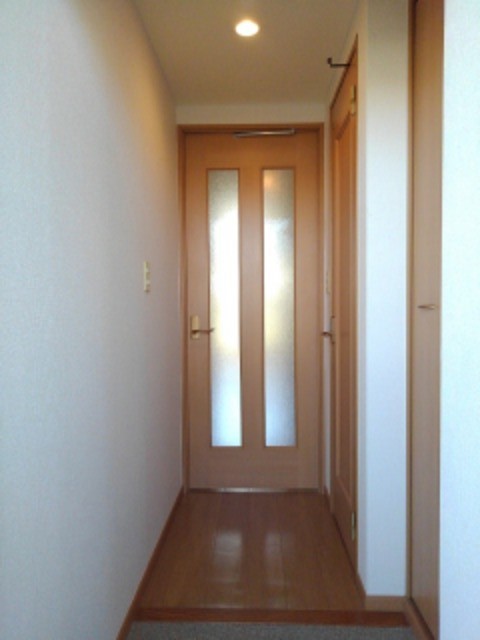 イーストワン 玄関