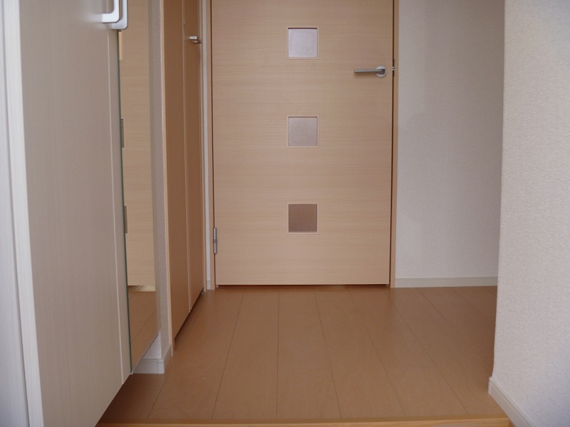 サンプリウス 玄関