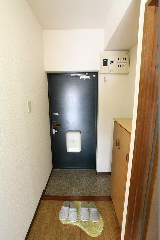 ヴィルヌーブ 玄関