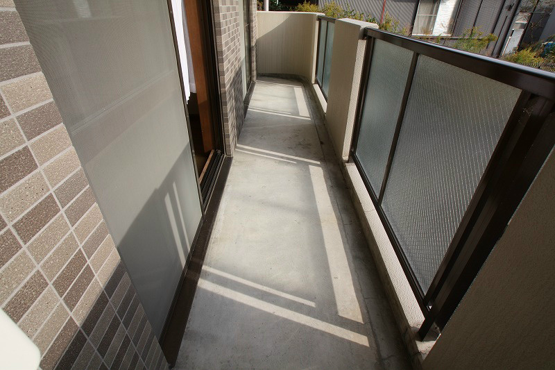 ヴィルヌーブ ベランダ