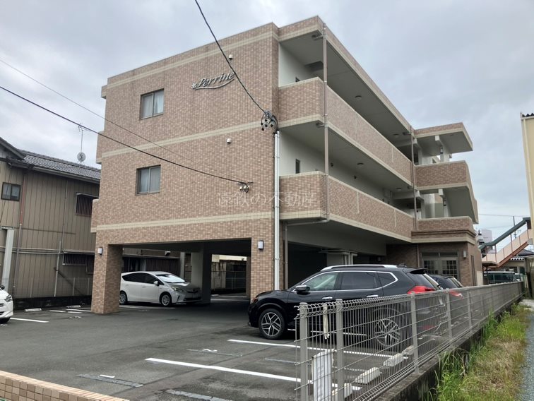 Perrine 101号室 外観