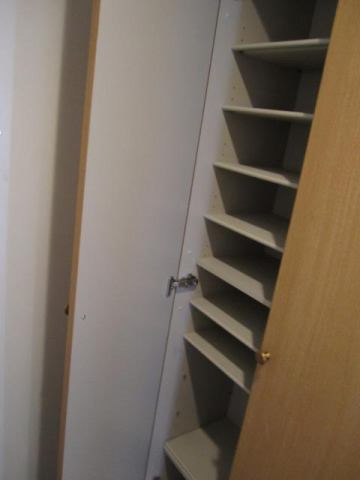 M・シュルプリーズ・ドゥ 玄関