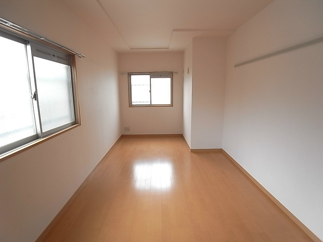 ソシアリバーシティー ベッドルーム